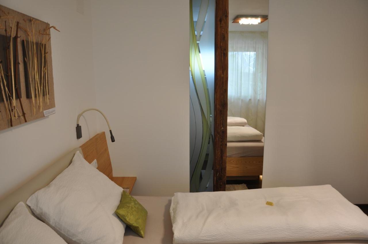 Gaestehaus Pfuss Caldaro Εξωτερικό φωτογραφία