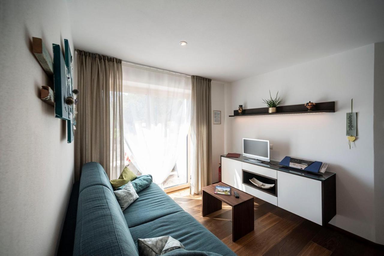 Gaestehaus Pfuss Caldaro Εξωτερικό φωτογραφία
